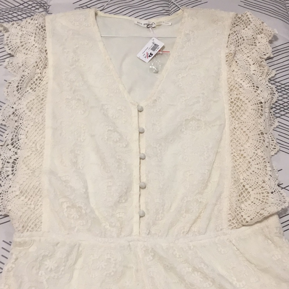 Romper - Picture 2 of 4